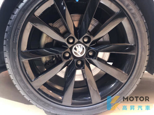 SKODA司科達 OCTAVIA COMBI  第19張相片