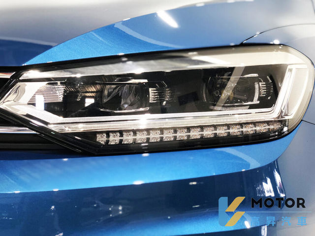 VOLKSWAGEN福斯 TOURAN  第2張相片