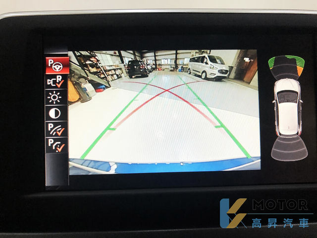 BMW寶馬 220I  第6張相片