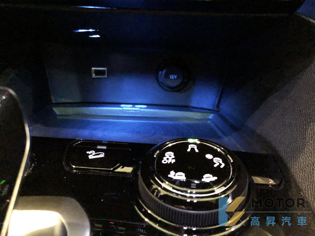 PEUGEOT寶獅 3008  第8張相片