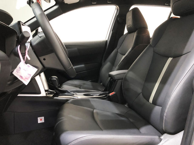 TOYOTA豐田 COROLLA CROSS HYBRID  第12張相片