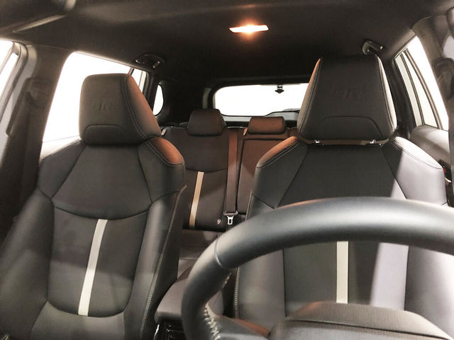 TOYOTA豐田 COROLLA CROSS HYBRID  第14張相片