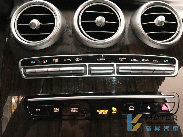 M-BENZ賓士 GLC300  第8張相片