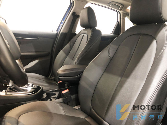 BMW寶馬 220I  第10張相片