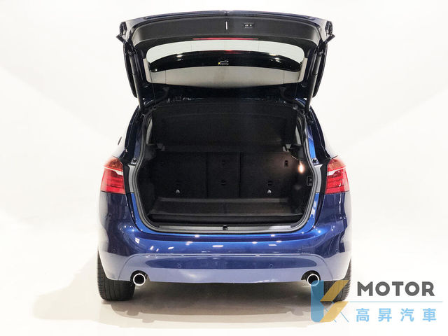 BMW寶馬 220I  第17張相片