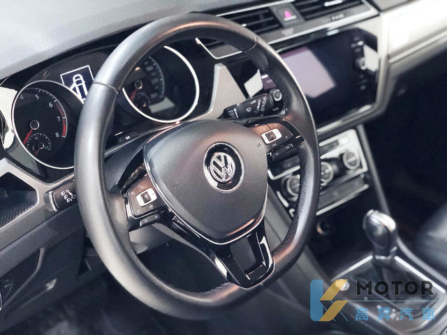 VOLKSWAGEN福斯 TOURAN  第4張相片