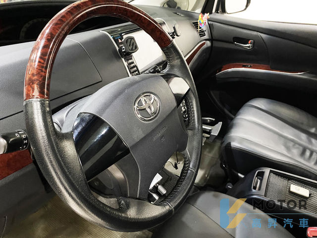 TOYOTA豐田 PREVIA  第3張相片