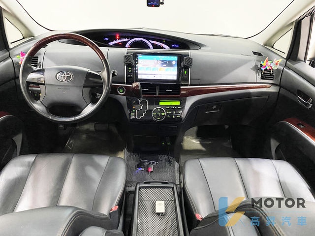 TOYOTA豐田 PREVIA  第4張相片