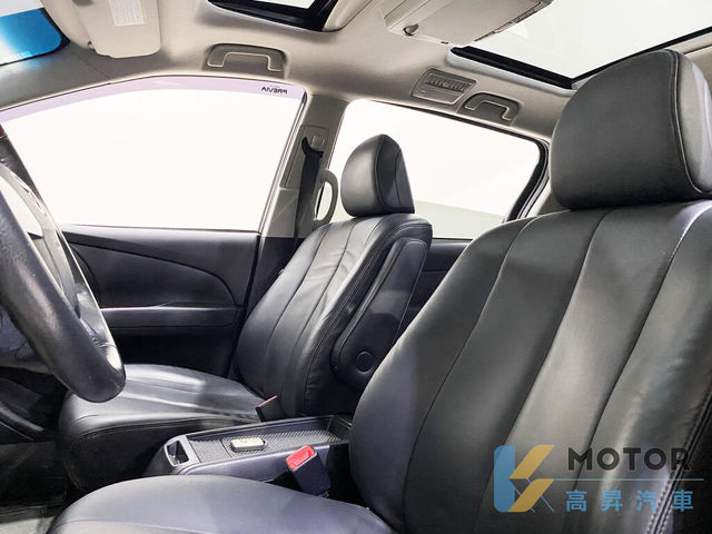 TOYOTA豐田 PREVIA  第8張相片