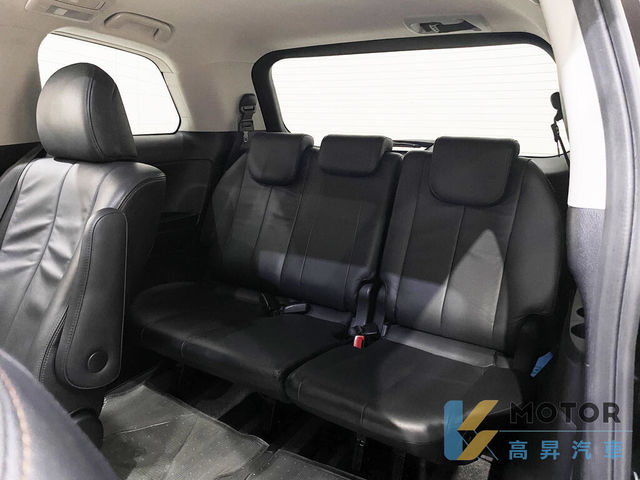 TOYOTA豐田 PREVIA  第13張相片