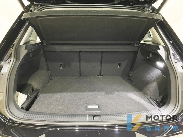 VOLKSWAGEN福斯 TIGUAN  第16張相片