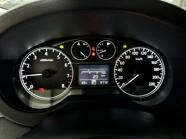 Nissan Tiida  第3張相片