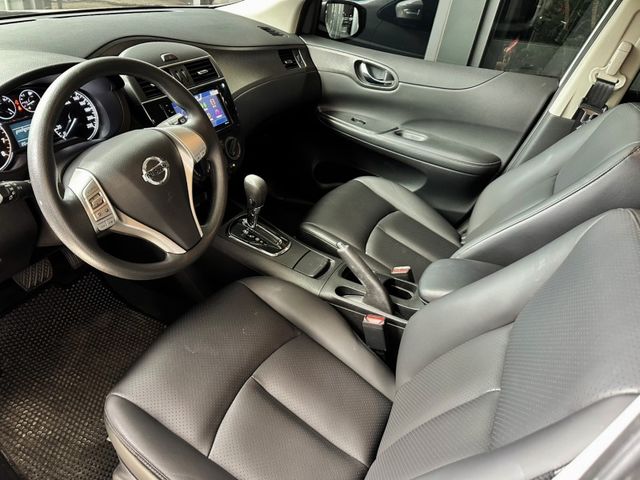 Nissan Tiida  第6張相片