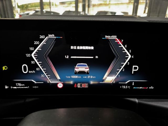 BMW/ 寶馬 320i M Sport  第3張相片