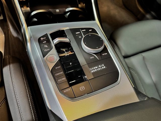 BMW/ 寶馬 320i M Sport  第12張相片