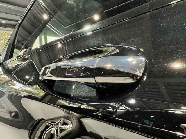 Mercedes-Benz/賓士 GLC300  第3張相片