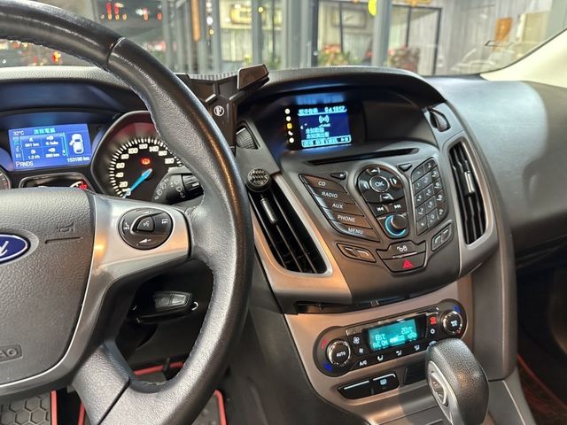 Ford/福特 Focus  第9張相片