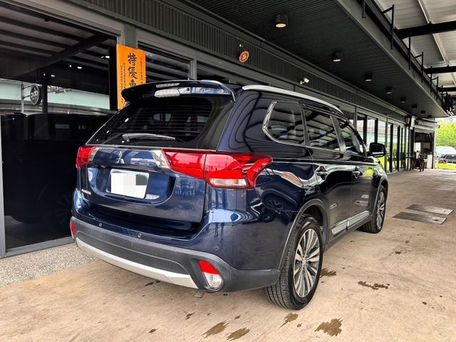 Mitsubishi Outlander  第5張相片