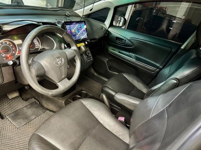 Toyota Wish  第6張相片