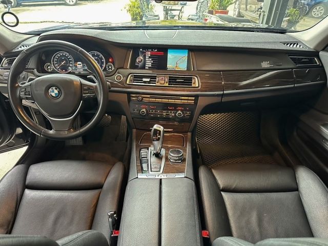BMW/ 寶馬 730i  第5張相片