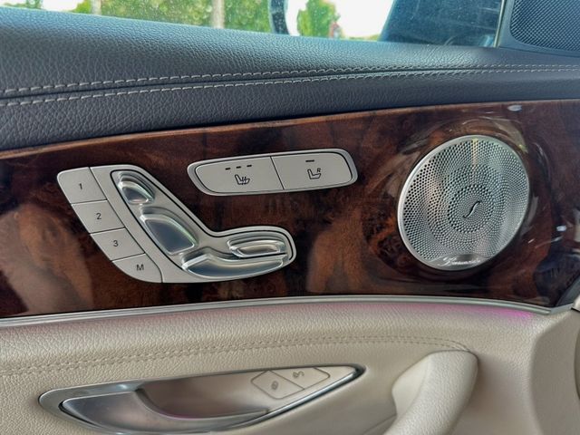 Mercedes-Benz/賓士 E-CLASS  第10張相片