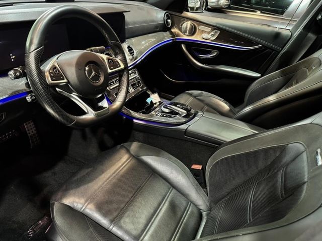 Mercedes-Benz/賓士 E-CLASS  第3張相片