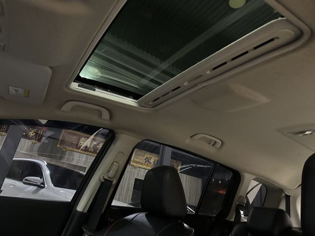 Mazda Mazda5  第11張相片