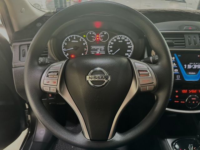 Nissan Tiida  第6張相片