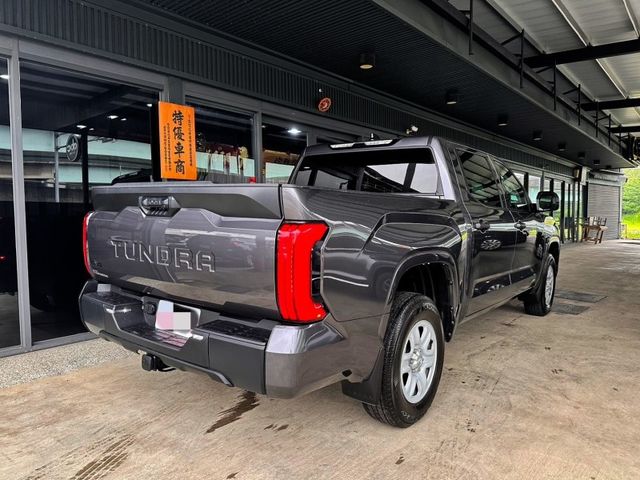 Toyota TUNDRA  第2張相片