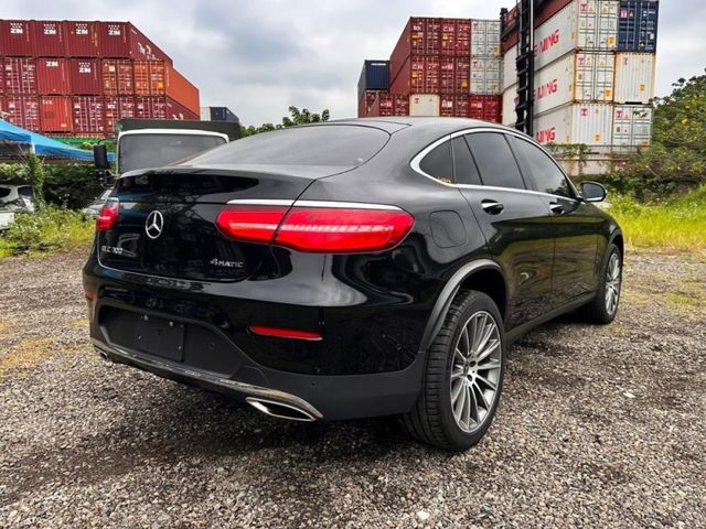 Mercedes-Benz/賓士 GLC300  第2張相片
