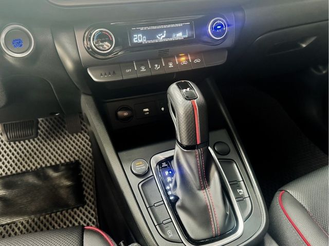 Hyundai Kona  第8張相片