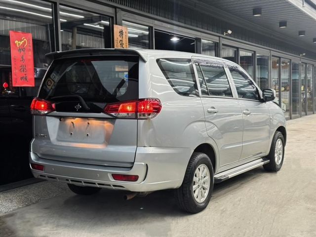 Mitsubishi Zinger  第2張相片