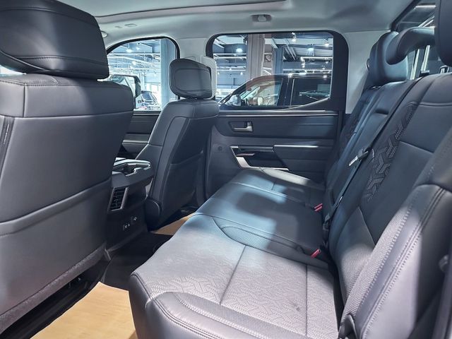 Toyota TUNDRA  第4張相片