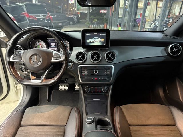 Mercedes-Benz/賓士 CLA250  第5張相片