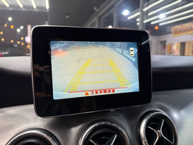 Mercedes-Benz/賓士 CLA250  第6張相片