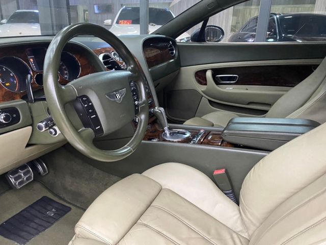 Bentley  Continental GT  第3張相片
