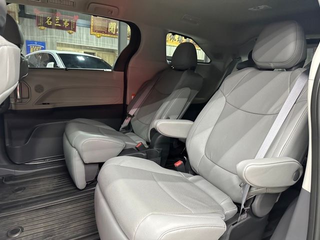Toyota Sienna  第4張相片