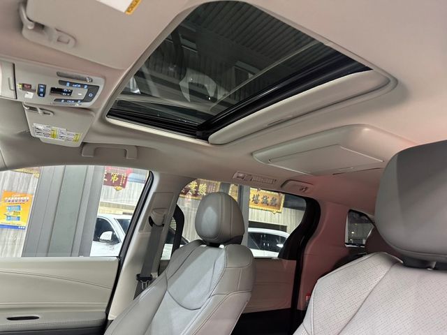 Toyota Sienna  第10張相片