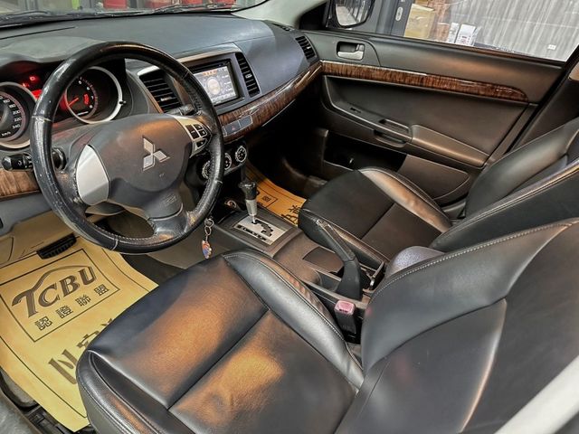 Mitsubishi Lancer  第3張相片