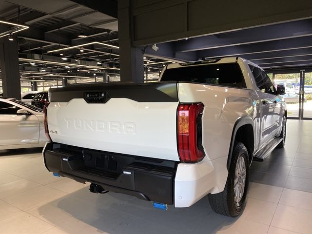 Toyota TUNDRA  第2張相片