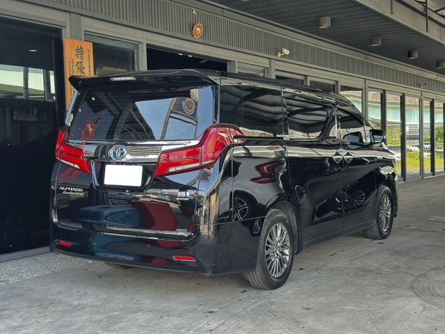 Toyota ALPHARD  第2張相片