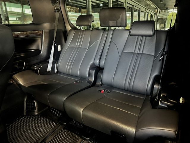 Toyota ALPHARD  第5張相片