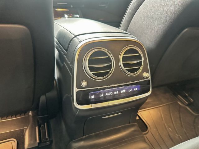 Mercedes-Benz/賓士 S350d  第11張相片