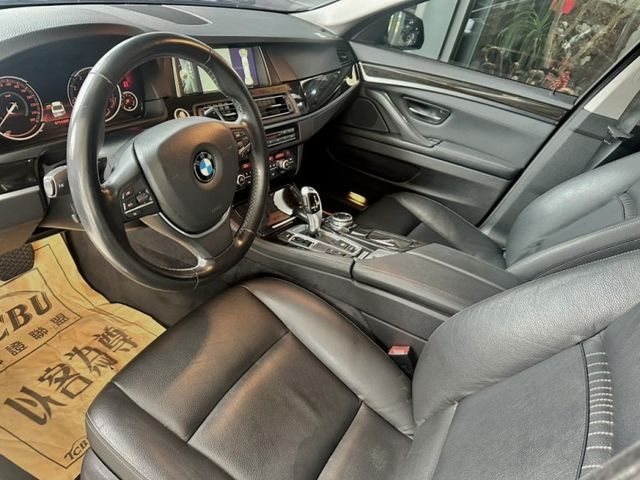 BMW/ 寶馬 520i Luxury  第3張相片