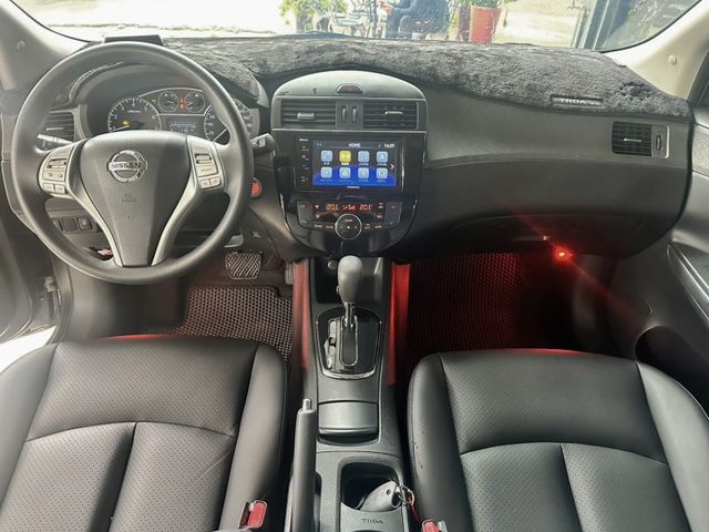 Nissan Tiida  第5張相片