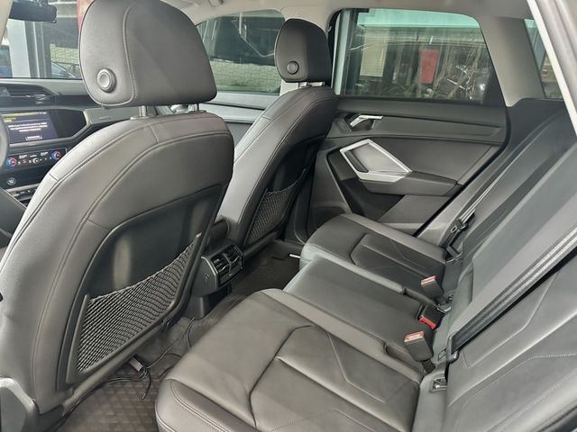 SUV 35TFSI / 原廠保養 / 原鈑件  第4張相片