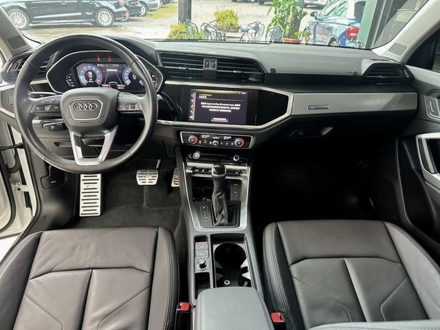 SUV 35TFSI / 原廠保養 / 原鈑件  第5張相片