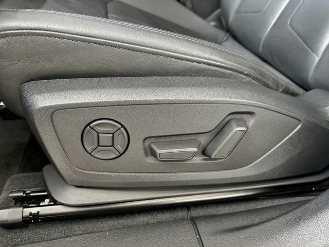 SUV 35TFSI / 原廠保養 / 原鈑件  第9張相片