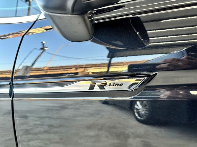 2018式/330TDI R-line /全原廠保養/僅跑『77000km』  第12張相片