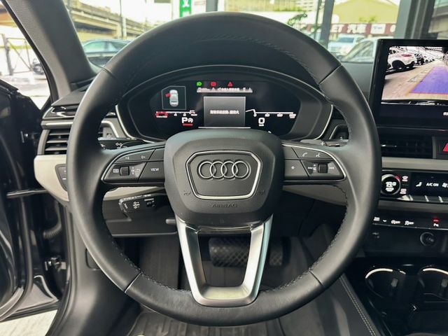 Audi A4  第6張相片